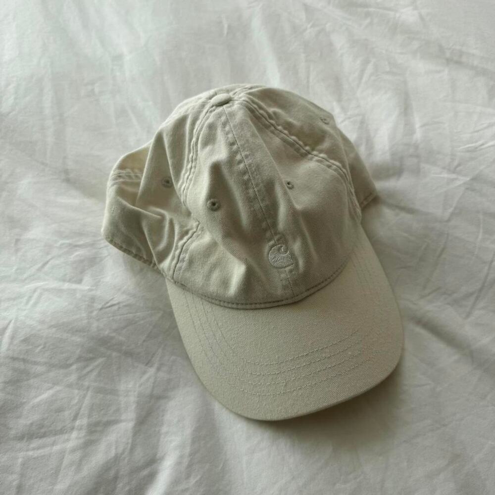 Carhartt baseball hat beige